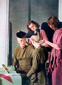 Mode féminine allemande, 1942 - Unbekannt