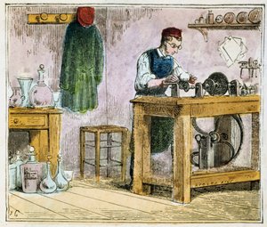 Décorateur de verre sur une roue de carborundum