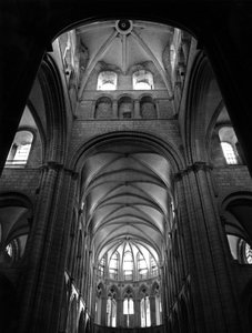Art gothique : les voûtes de la nef et du chœur. Église Saint-Étienne, Caen (Calvados) - Unbekannt