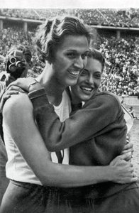 Helen Stephens et Alice Arden, athlètes américaines, Jeux olympiques de Berlin, 1936 - Unbekannt