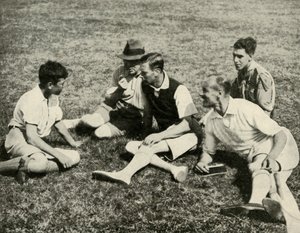 En camp à Southwold, Suffolk : Une conversation amicale, 1937 - Unbekannt