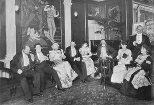 Dans le salon Electrophone, Gerrard Street, Londres - Unbekannt