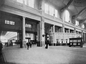 Intérieur de la gare de Retiro, Buenos Aires, Argentine