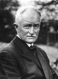 John Masefield 1878-1967, poète et écrivain anglais, début du XXe siècle