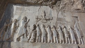 Roi Darius I et prisonniers, 521 av. J.-C. - Unbekannt
