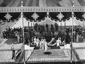 Le roi George V 1865-1936 et la reine Mary 1867-1953 au Delhi Durbar, Inde, 1911 1936 - Unbekannt