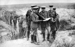Le roi George V à St Georges Hill, près de Fricourt