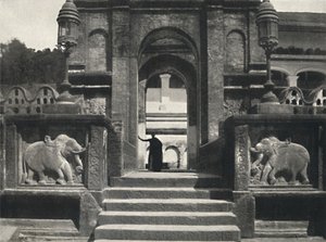 Monastère dans le temple de la dent sacrée Dalada Maligawa Vihara, Kandy, 1926 - Unbekannt