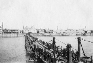 Pont de bateaux de Kotah, Bagdad, Irak