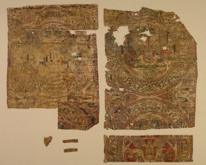 Lampas avec sphinx affrontés dans des médaillons, du tombeau de Saint Bernard Calvo, 1200-1243 - Unbekannt