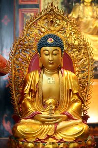 Temple bouddhiste Leong San. Statue de Bouddha doré. Singapour - Unbekannt