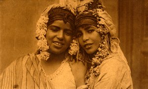 Les amies, vers 1918-1939 - Unbekannt