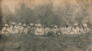 Lt. Smith & Beaters - Chasse au tigre à Budhapur, 1922 - Unbekannt