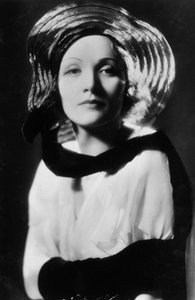 Marlene Dietrich 1901-1992, actrice, chanteuse et artiste américaine d