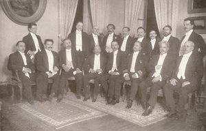 Le maréchal Hermes da Fonseca avec ses secrétaires d