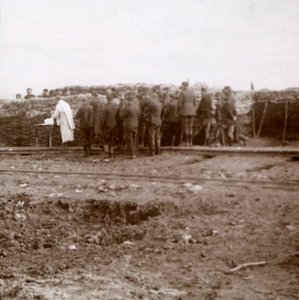 Messe dans les tranchées, Pervijze, Flandre, Belgique, vers 1914-1918 - Unbekannt