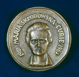 Médaille commémorative de Marie Sklodowska Curie, physicienne franco-polonaise, 1967 - Unbekannt