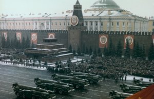 Revue militaire, Place Rouge, Moscou, 1971