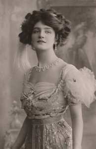 Miss Lily Elsie, 1886-1962, La Veuve Joyeuse, vers 1930 - Unbekannt