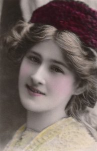 Miss Phyllis Dare - Unbekannt