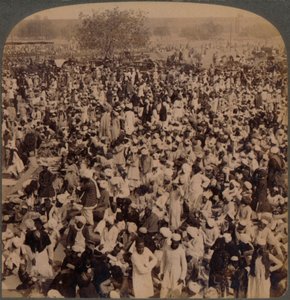 Musulmans un jour de jeûne devant la mosquée Jumma, regardant vers le sud, Delhi, Inde, 1903 - Unbekannt