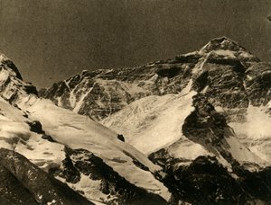 Mont Everest depuis le camp de base, vers 1918-1939