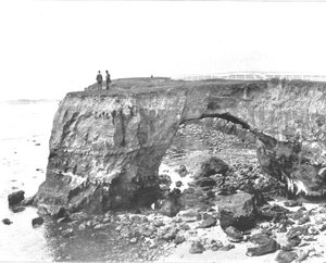Pont naturel sur la côte près de Santa Cruz, Californie, USA - Unbekannt
