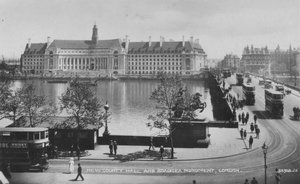Nouvelle mairie et monument de Boadicée, Londres, vers 1925