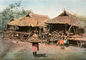 Nouvelle-Guinée. Karapuna. Village indigène