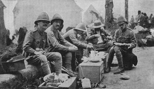 En marche vers Kumassi : Une pause pour le dîner, 1902