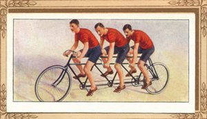 Triplet en marche, 1939