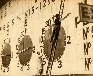 Peintres au travail sur le tote de White City, West London, 1932 - Unbekannt