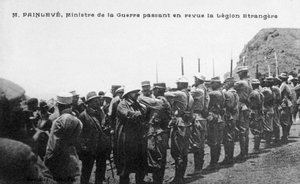 Paul Painlevé passant en revue les troupes de la Légion étrangère française, Maroc, vers 1926 - Unbekannt