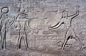 Pharaon frappant ses ennemis, Temple de Khnum, périodes ptolémaïque et romaine - Unbekannt