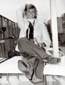 Portrait de la chanteuse et comédienne australienne Olivia Newton John (née en 1949), Londres, 23/05/1975 - Unbekannt