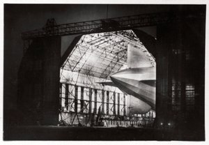 Préparations pour un vol de nuit, Zeppelin LZ 127 Graf Zeppelin, 1933 - Unbekannt