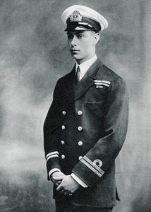 Le prince Albert en uniforme de lieutenant de la Royal Navy, 1918
