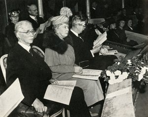La reine Mary au concert de Thanksgiving pour la victoire, Royal Albert Hall, 1945, 1951