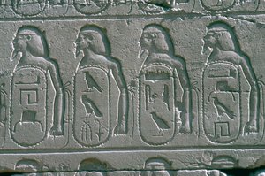 Reliefs montrant des cartouches de noms de villes captives du Proche-Orient, Temple d