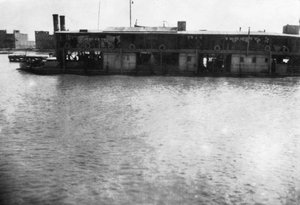 Bateau fluvial sur le Tigre, Mossoul, Mésopotamie, 1918 - Unbekannt