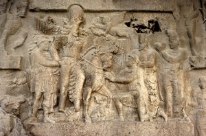 Relief rupestre représentant le roi sassanide Shapur I (241-72) l
