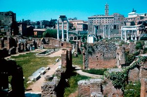 Ruines du Forum, Rome avec la Maison des Vestales à gauche