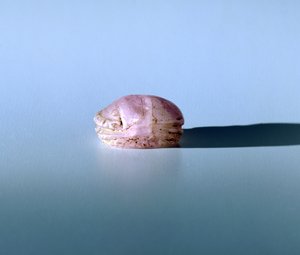 Scarabe en améthyste, Égypte ancienne, 13ème siècle av. J.-C. - Unbekannt