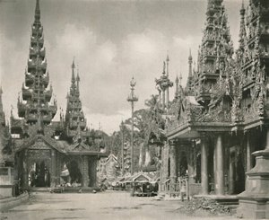 Sanctuaire de la Grande Cloche à la pagode Shwe Dagon, Rangoon, 1900 - Unbekannt