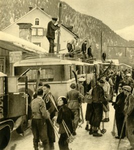 Skieurs arrivant à St Anton am Arlberg, Autriche, vers 1935 - Unbekannt