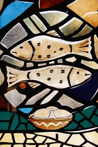 Vitrail : symboles chrétiens : le poisson, symbolisant les premiers chrétiens, Togoville, Togo - Unbekannt