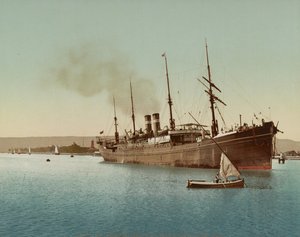Canal de Suez, navire entrant dans la mer Rouge près de Port Tewfic, vers 1900 (photochromie en couleur) - Unbekannt