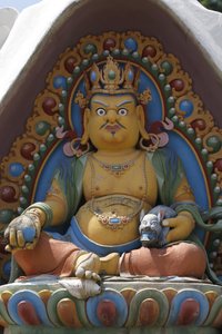 Temple des Mille Bouddhas. Congrégation Dashang Kagyu Ling. Divinité. Dzambala : le Bouddha de la Richesse, La Boulaye, France