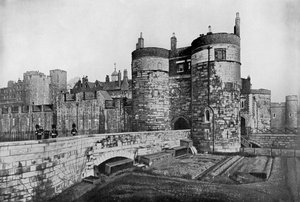 La tour Byward et la cour extérieure, Tour de Londres, 20ème siècle - Unbekannt