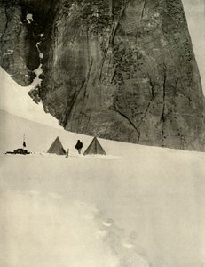 Le camp sous le pilier de granit, à un demi-mile du dépôt inférieur du glacier...27 janvier 1909 - Unbekannt